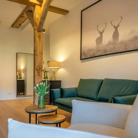 Ferienhaus Relax In A Thatched Barn With A Sauna