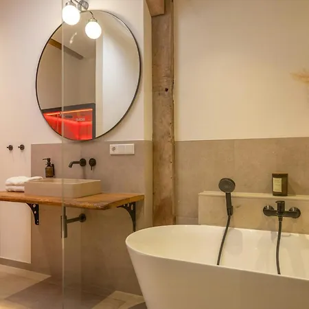 Relax In A Thatched Barn With A Sauna * Ratekau